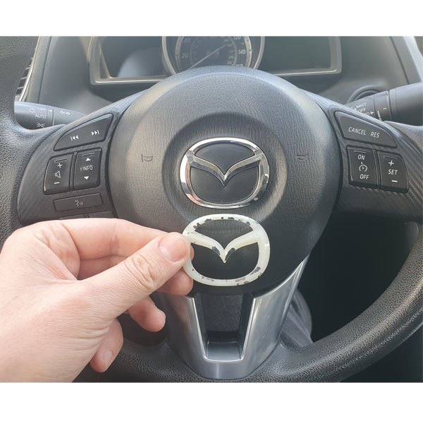 Логотип (эмблема) в руль MAZDA 3, 6, CX-5 2013-